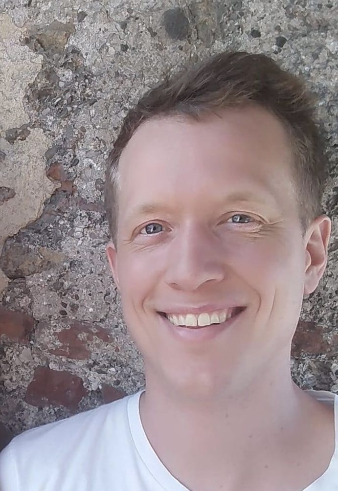 KRISTOFFER ALMROTH