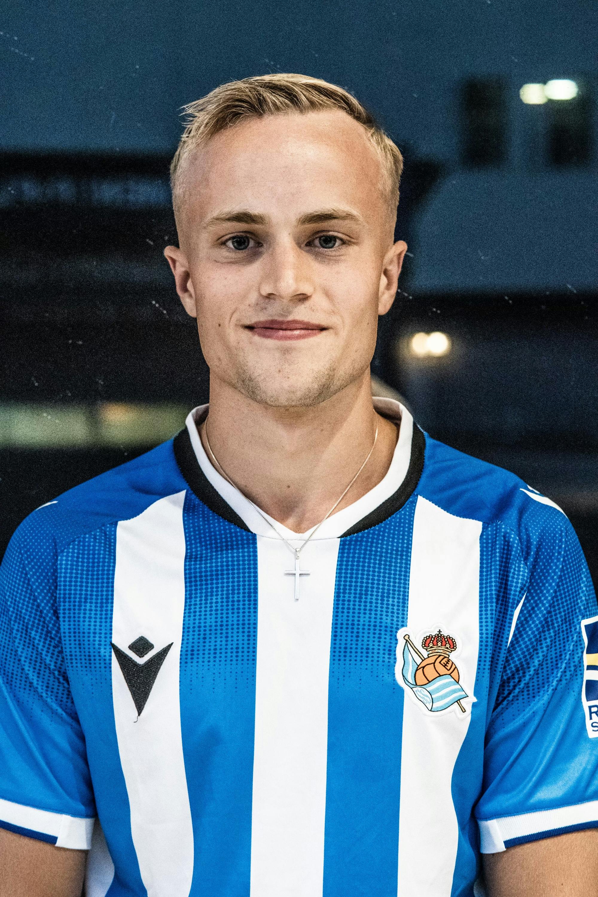 SIMON MÖLLER