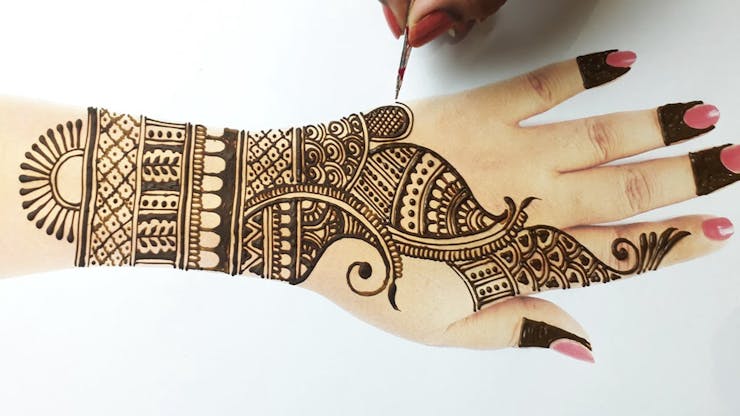 beautiful mehndi design for brides