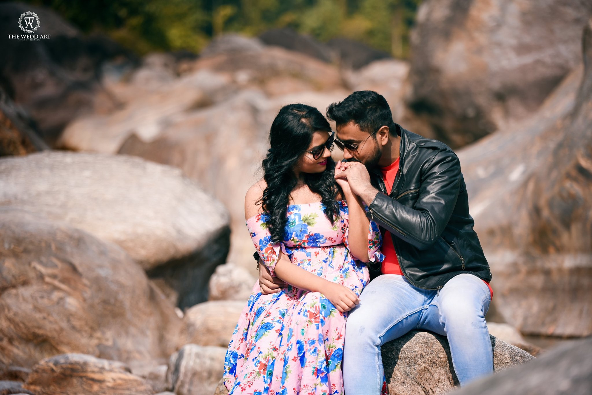 couple dresses for photoshoot