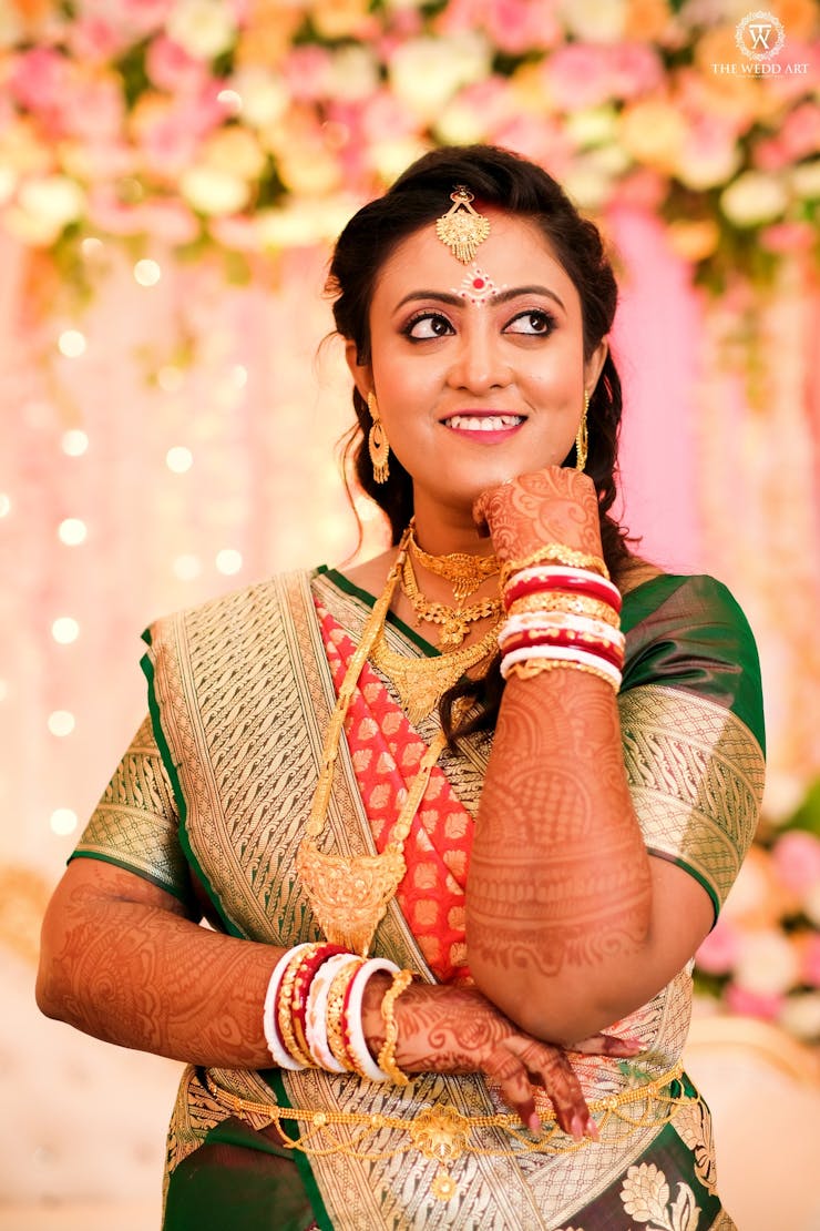 beautiful bengali bride reception look