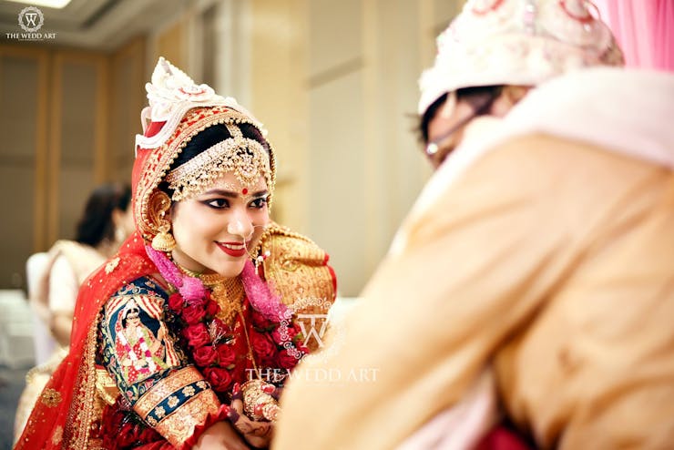 Bengali bridal Banarasi blouse designs