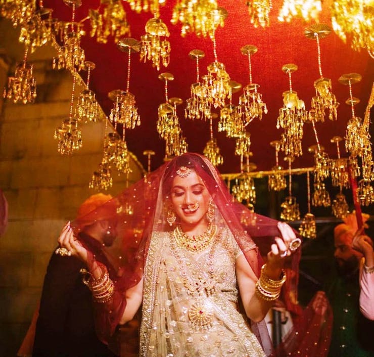 Golden Kaleeras Bridal wedding chadar