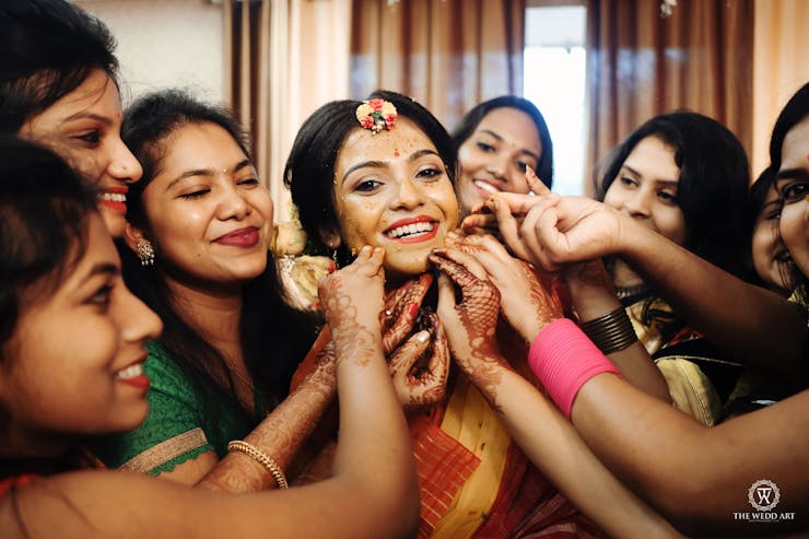 Latest bridal haldi poses