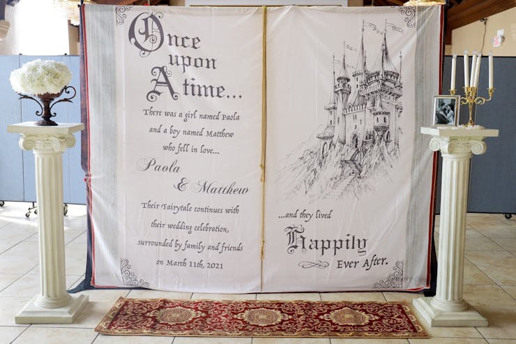 dreamy photo booth for wedding photography