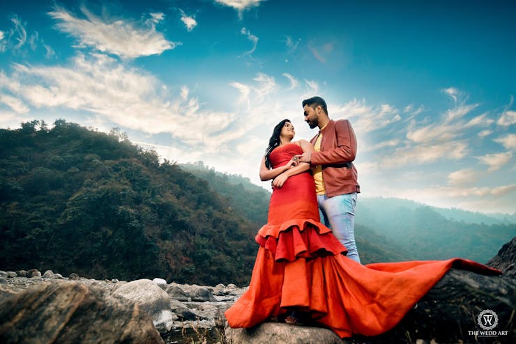 pre-wedding shoot in gown