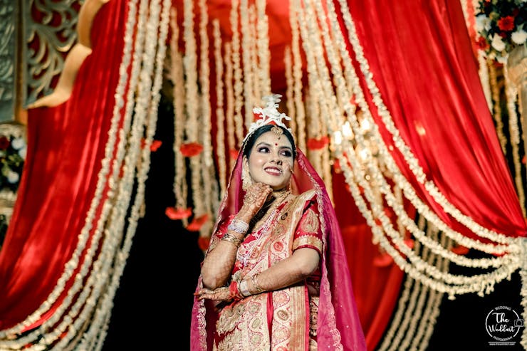 Bengali bridal Banarasi blouse designs