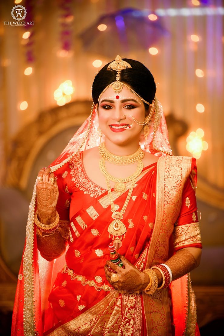 eye catchy bengali bride bindi ideas