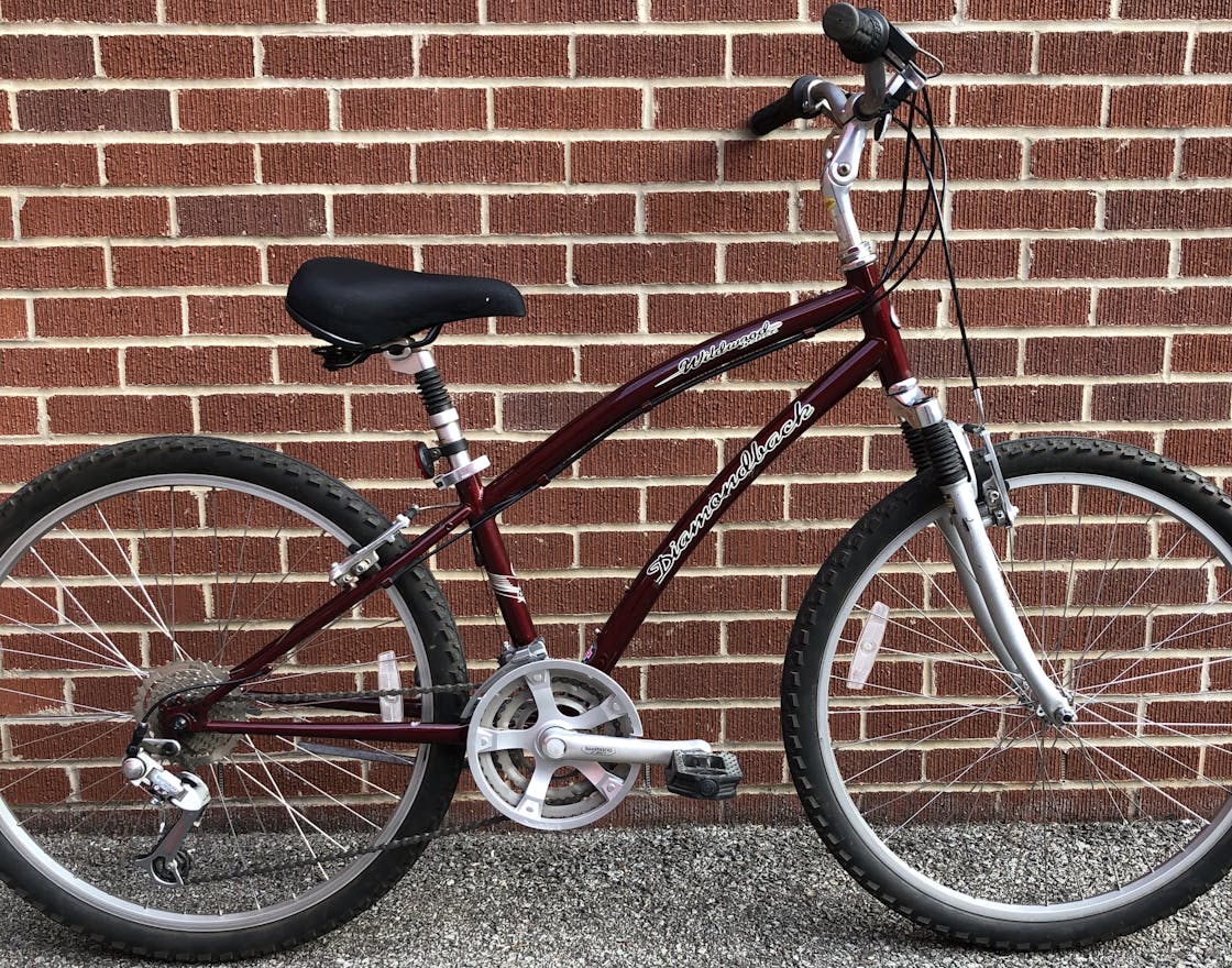 Diamondback 200 online series mountain bike