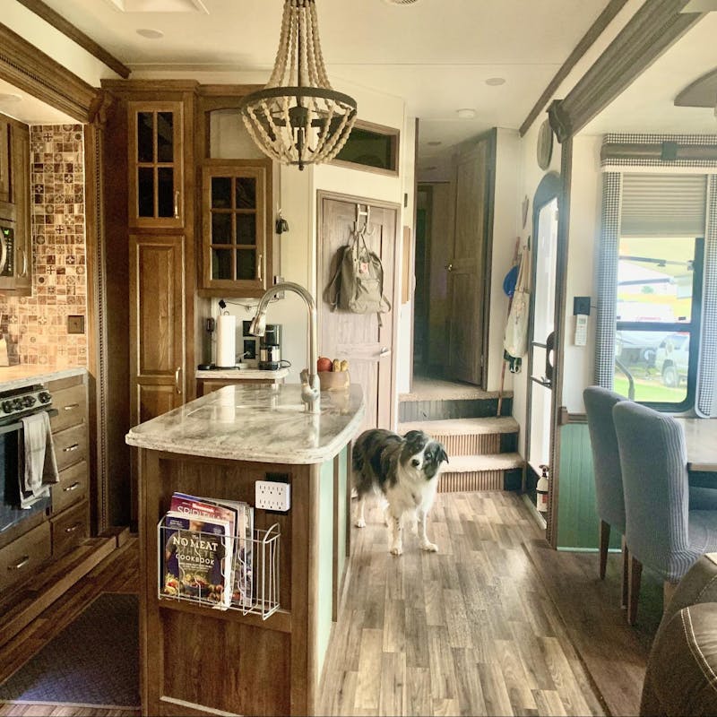 The kitchen of a fifth wheel rv.