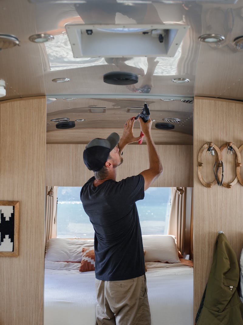 Karen and Lenny Blue family - Airstream Flying Cloud - interior maintenance 