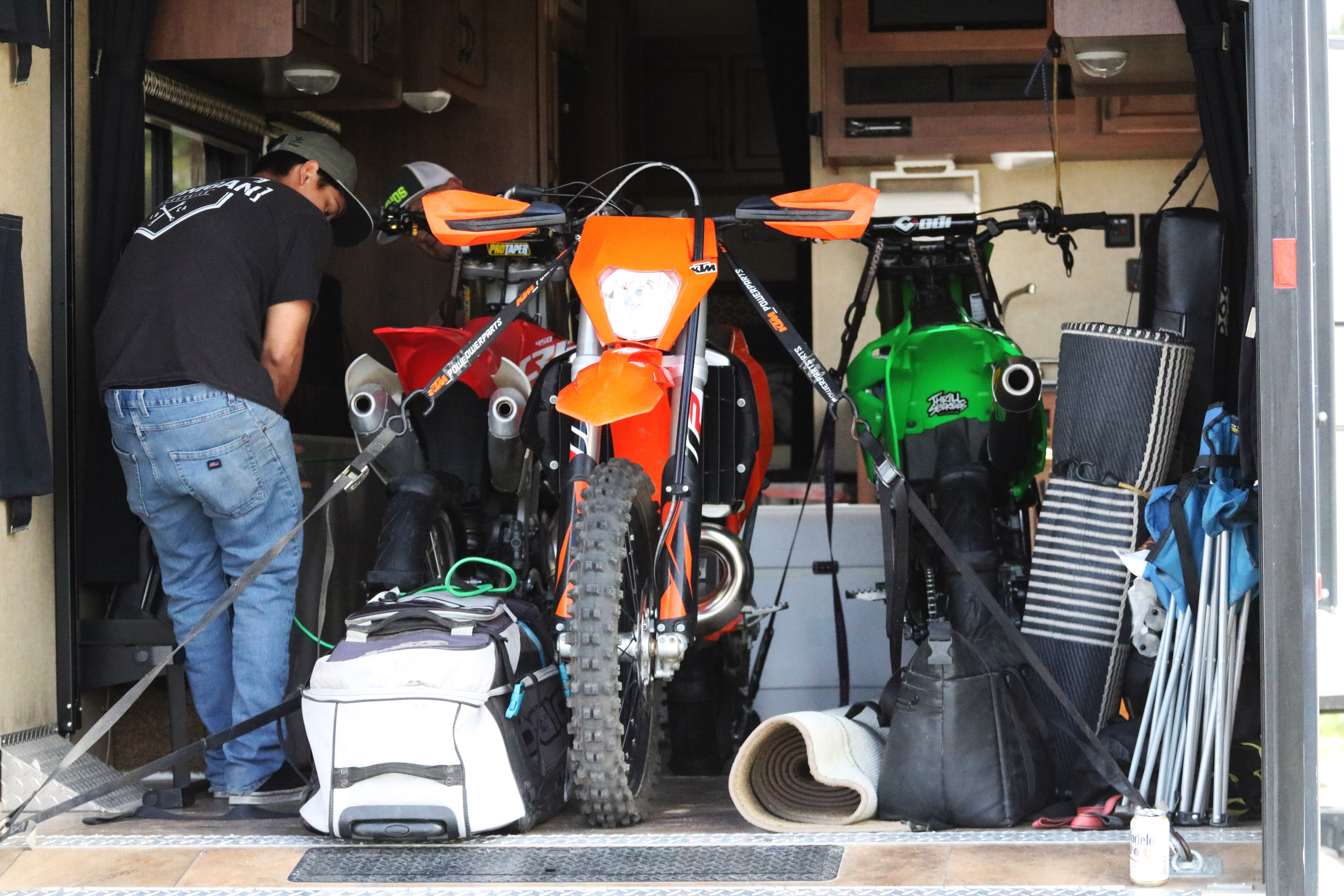 toy hauler bike rack