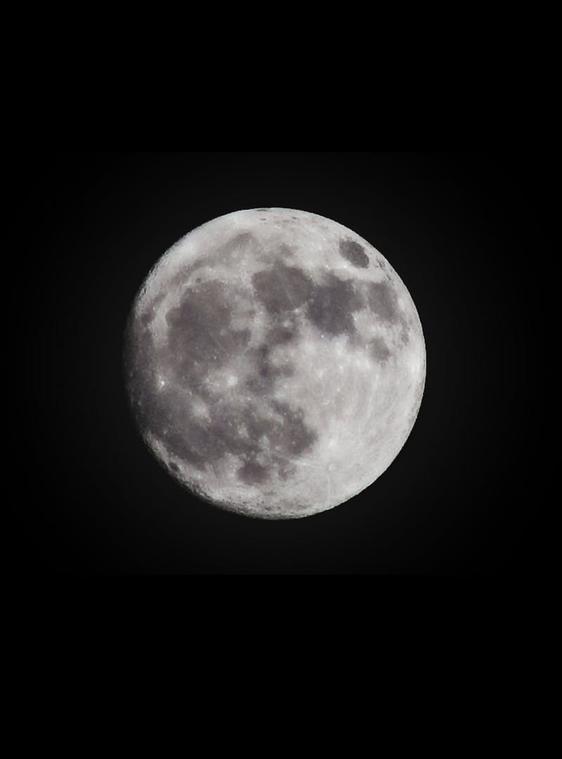 A moon captured by Alison Takacs