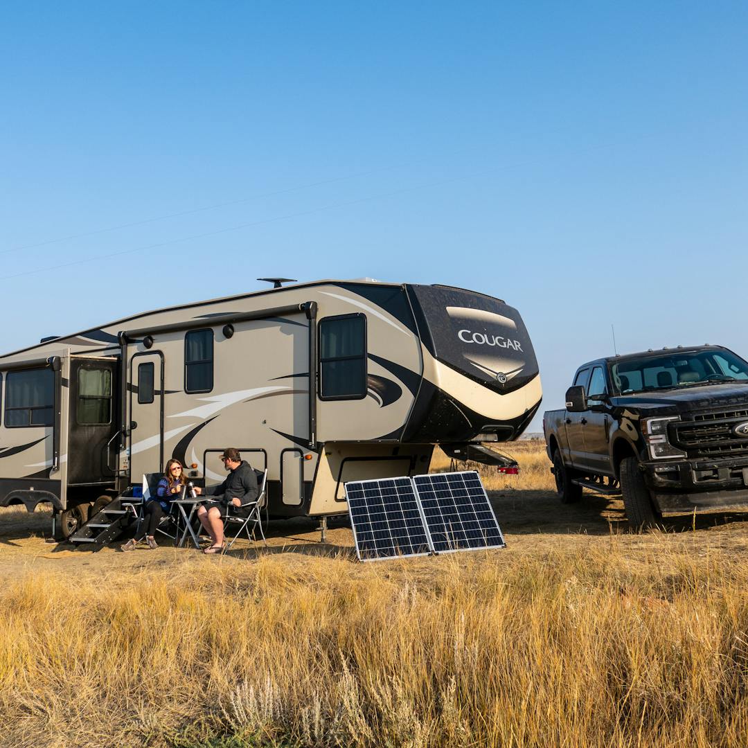A tech enthusiast shares her must-have RV gadgets and gifts - THOR