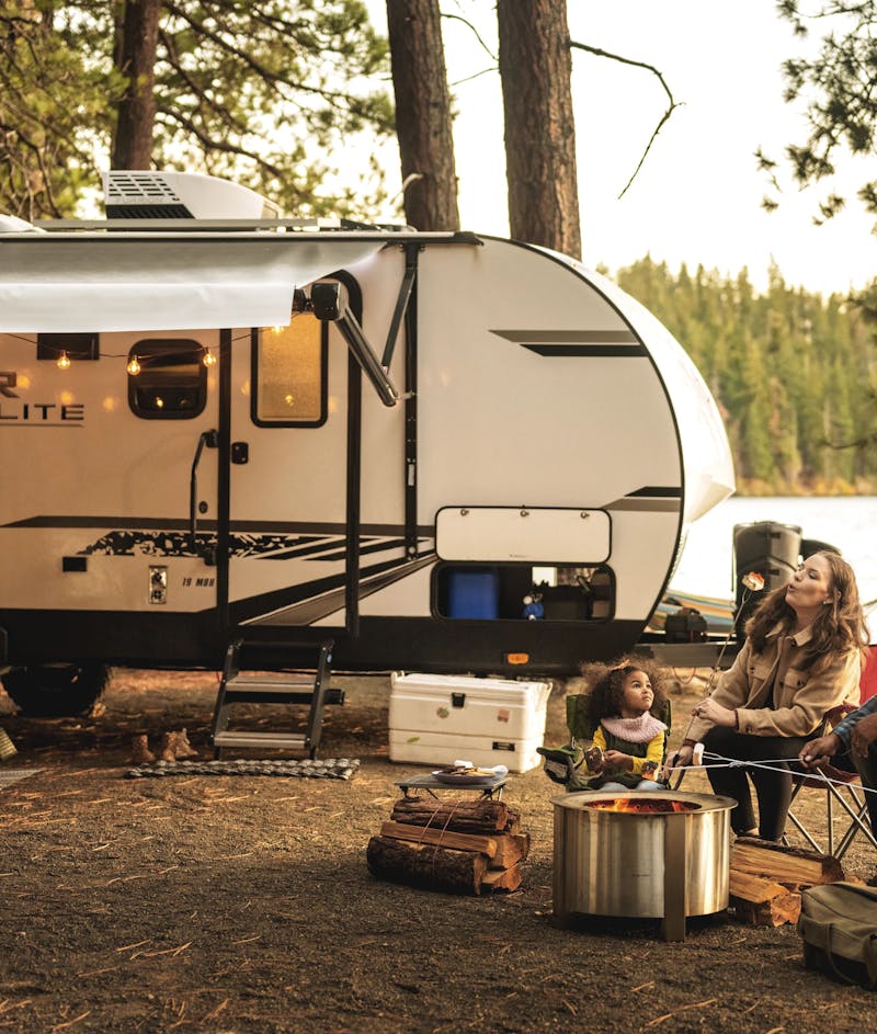 How To Practice Light Courtesy When RV Camping - THOR Industries