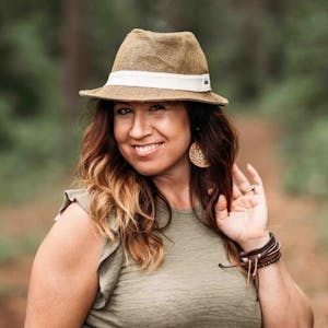 Shannon Carew's headshot.