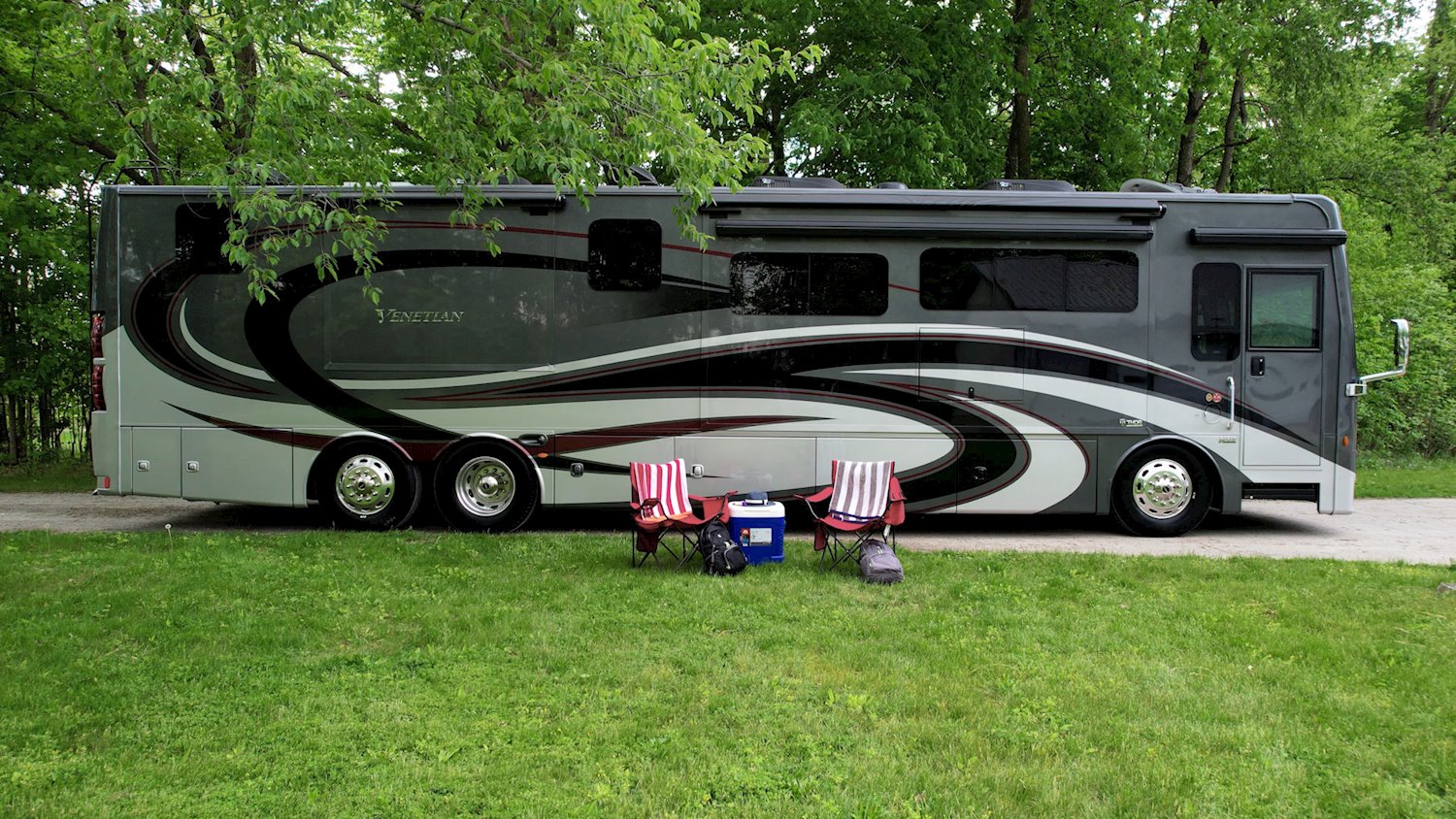 Thor Motor Coach Class A Diesel RVs Welcome New Designs - Thor Motor Coach
