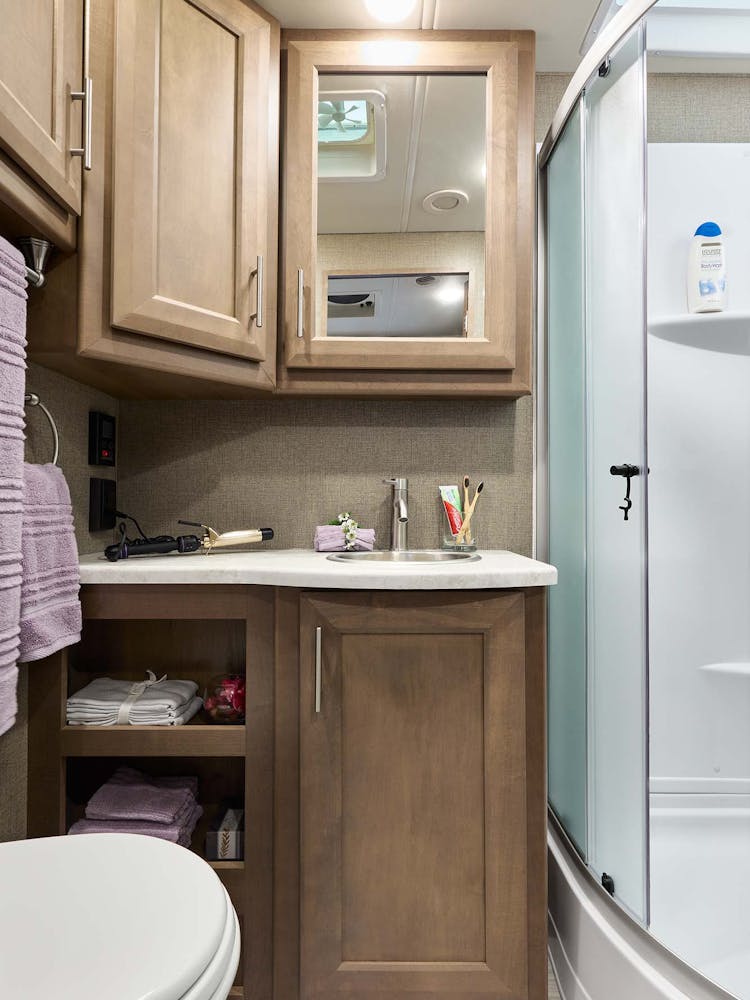 2022 Thor Magnitude Class C RV XG32 Bathroom - Vanilla Twilight Sanibel Cabinetry