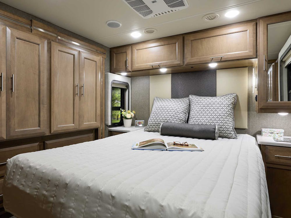2022 Thor Palazzo Class A Diesel Pusher RV 33.6 Tilt-A-View® Bed - Studio Collection™ Pantera Sanibel Cabinetry