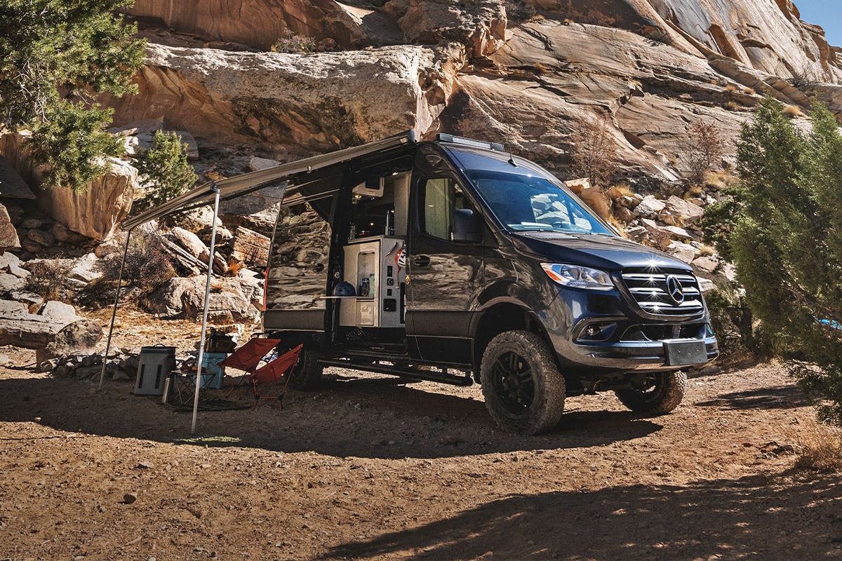 Concept-Inspired Camper Vans : off-road camper van