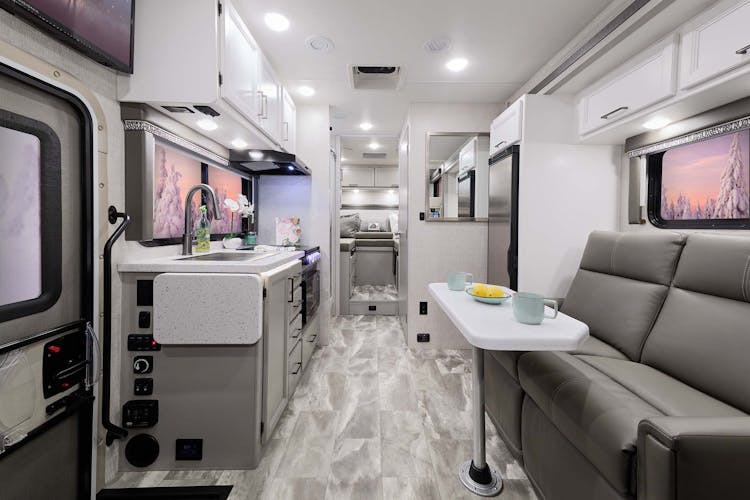 2024 Echelon Sprinter GL24 White Truffle Cali Collection front to back