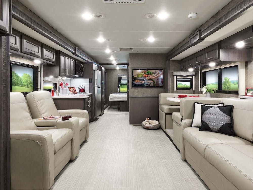 2022 Thor Challenger Class A RV 35MQ Front to Back - Nightbreeze Regatta Cabinetry