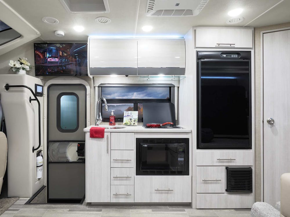 2022 Thor Gemini AWD Class B+ RV 23TW Kitchen - Silverpointe Uptown Gray Cabinetry