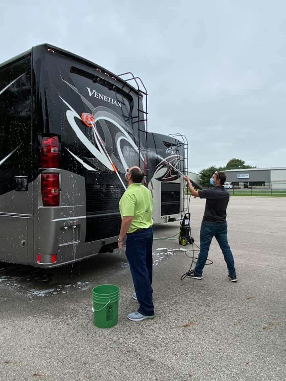 Blog photo clean and maintain your rv exterior 2
