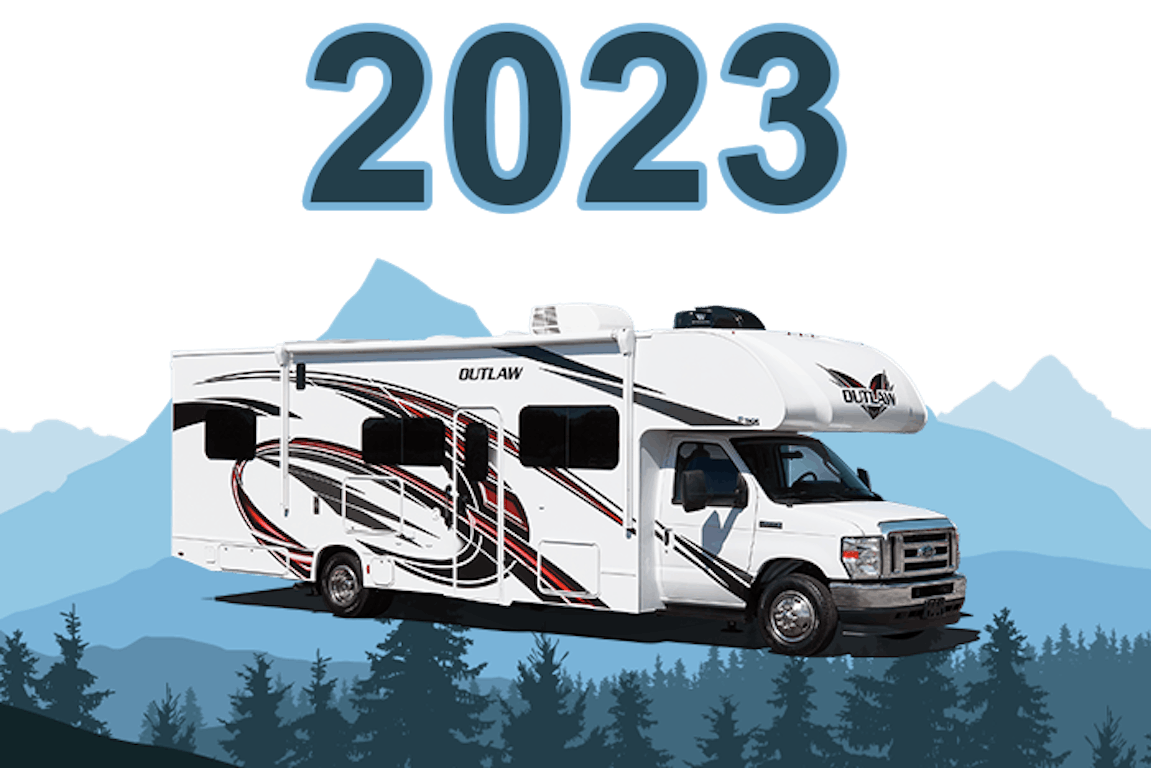 outlaw class c 2023 exterior with trees and mountains all around