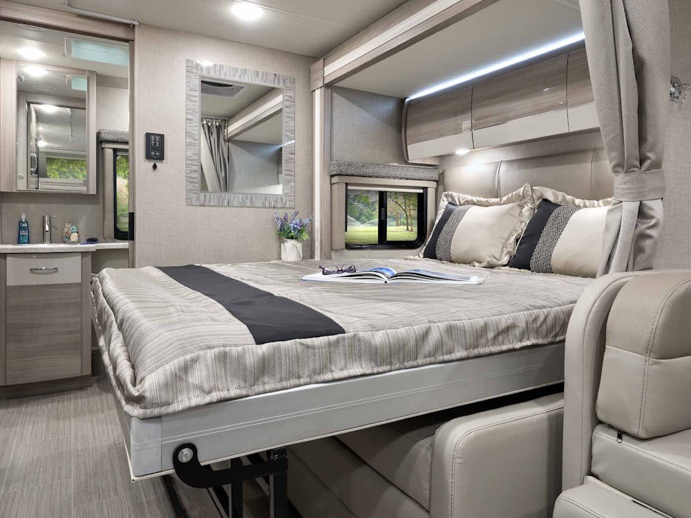 2022 Thor Delano Mercedes Sprinter RV 24FB Murphy Bed Extended - Black Sable Luxury Grey Cabinetry