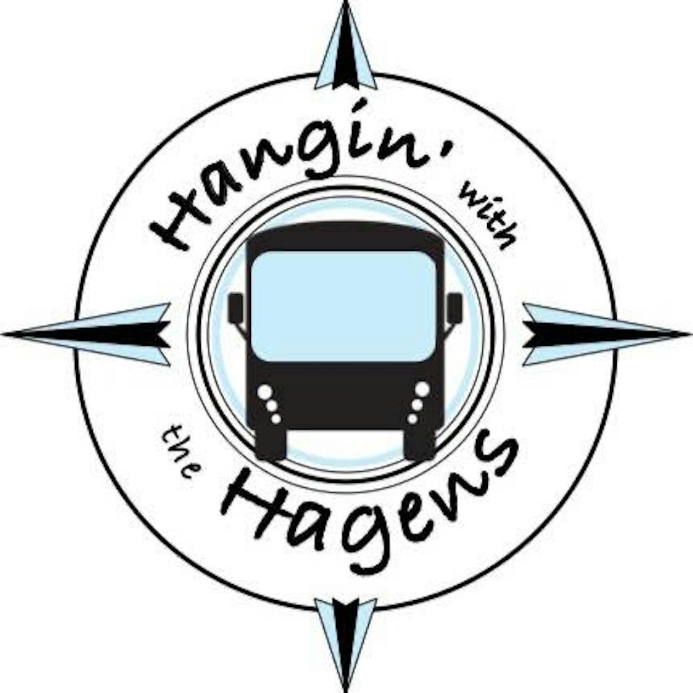 Hangin' with the Hagens logo blogger logo