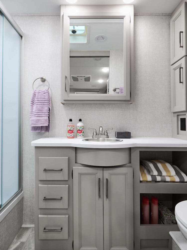 2022 Thor Windsport Class A RV 35M Bathroom - Luxury Collection™ Venice Stone