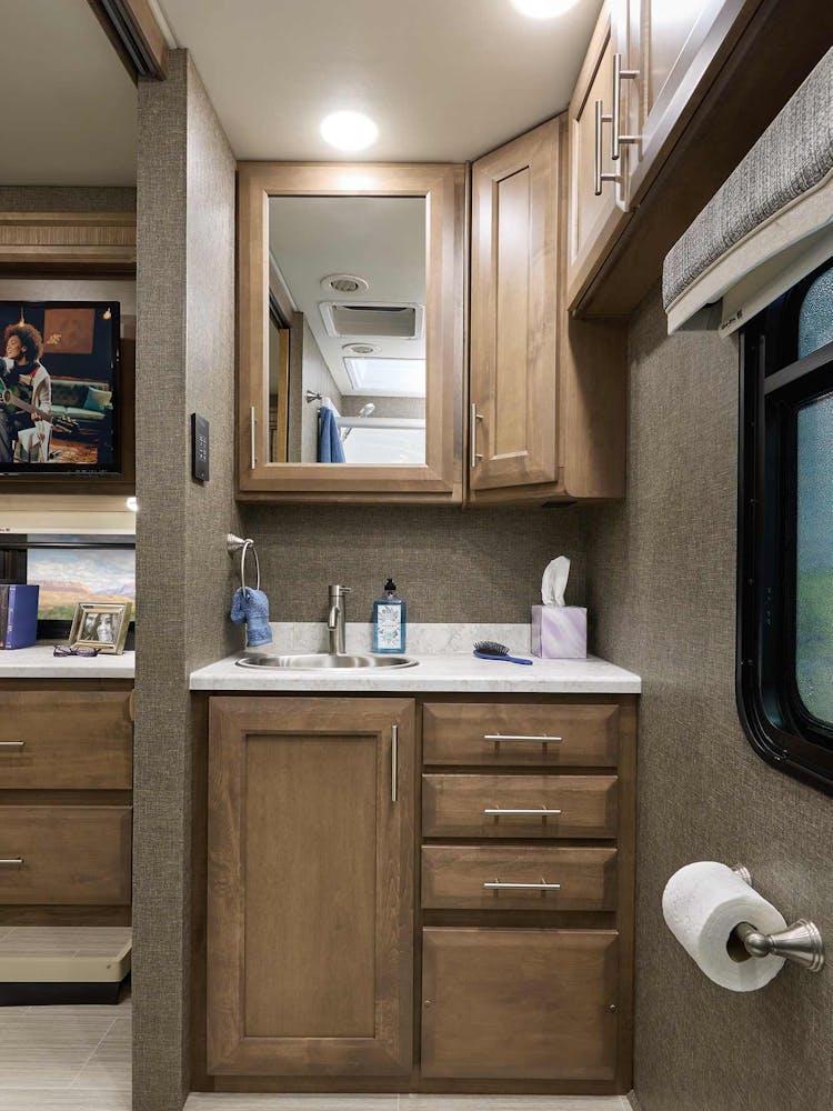 2022 Thor Challenger Class A RV 37FH Bathroom - River Song Sanibel Cabinetry