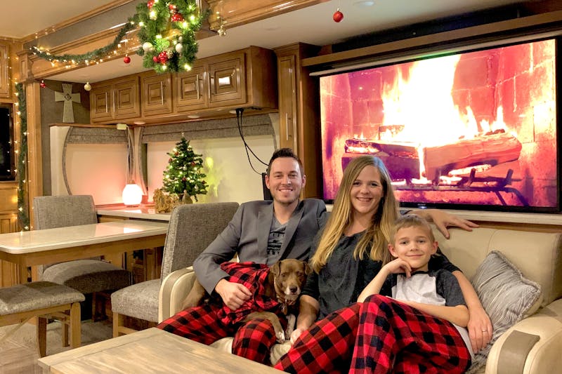 Hangin' with the Hagens for the Holidays