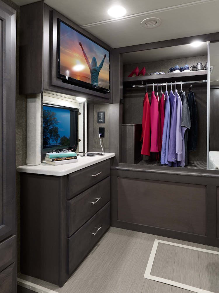 2022 Thor Palazzo Class A Diesel Pusher RV 37.4 Dresser and Wardrobe - Studio Collection™ Pantera Regatta Cabinetry