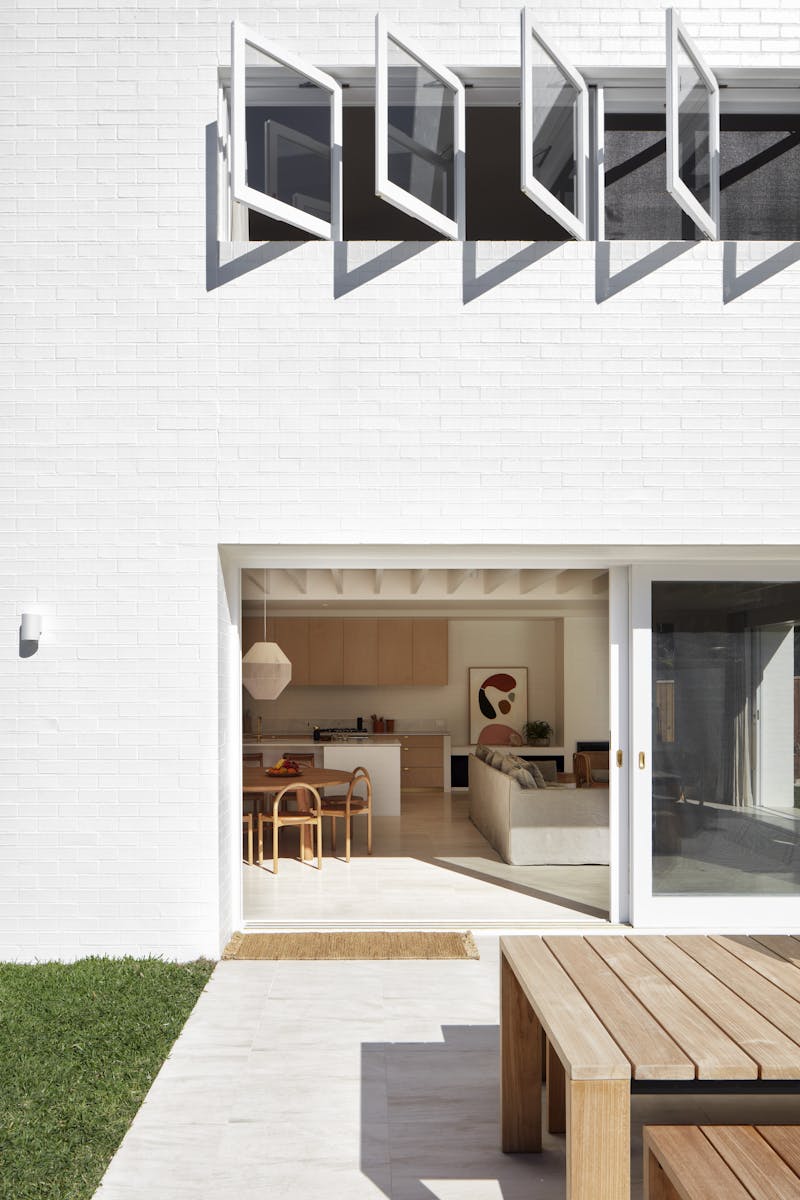 Photo of external facade of Burch house in Byron Bay by Those Architects