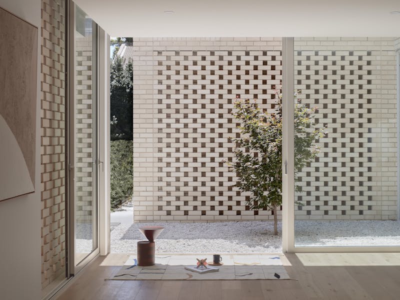 Photo of courtyard of Beverley Hills houses in Beverley Hills by Those Architects
