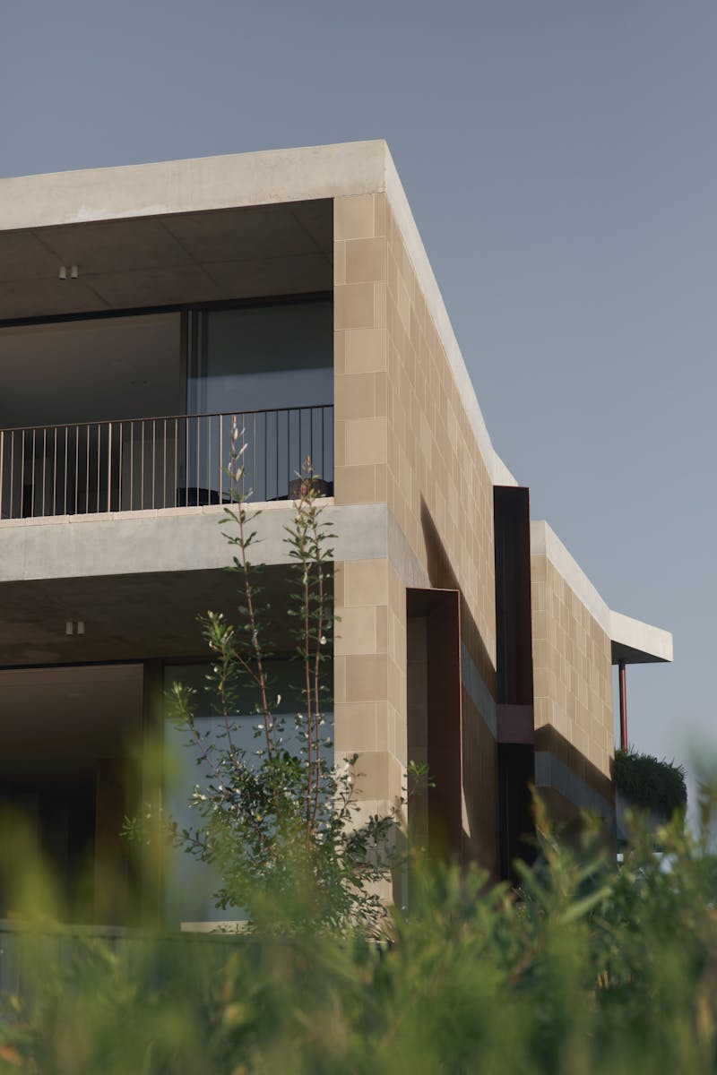 Photo of the external facade of Shorebird in Cronulla by Those Architects