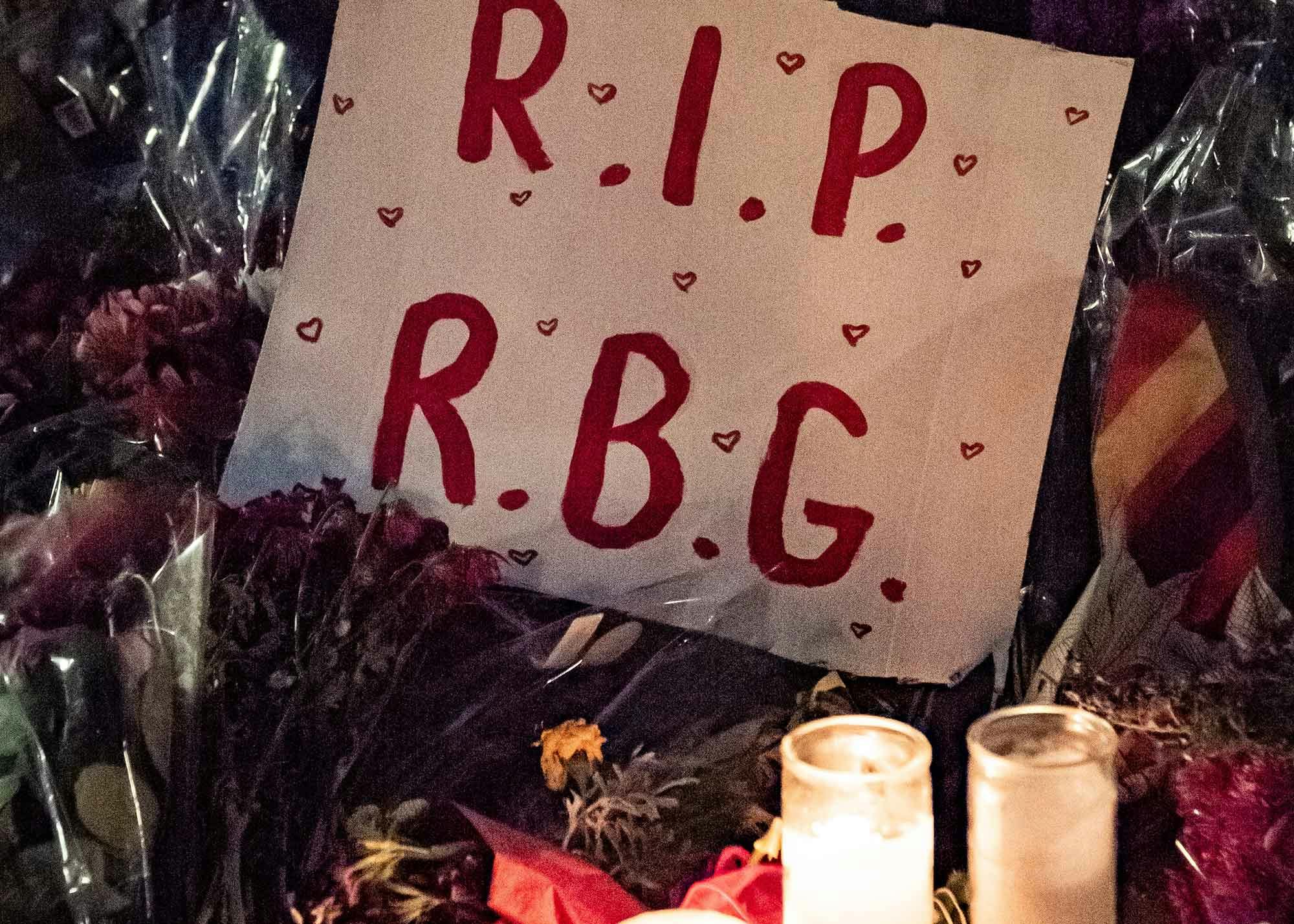 A sign that says "RIP RBG"