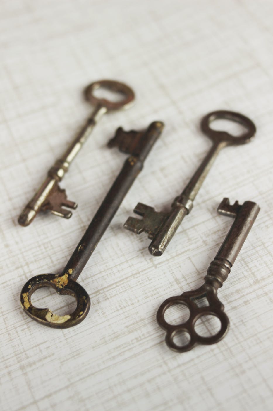 4 skeleton keys