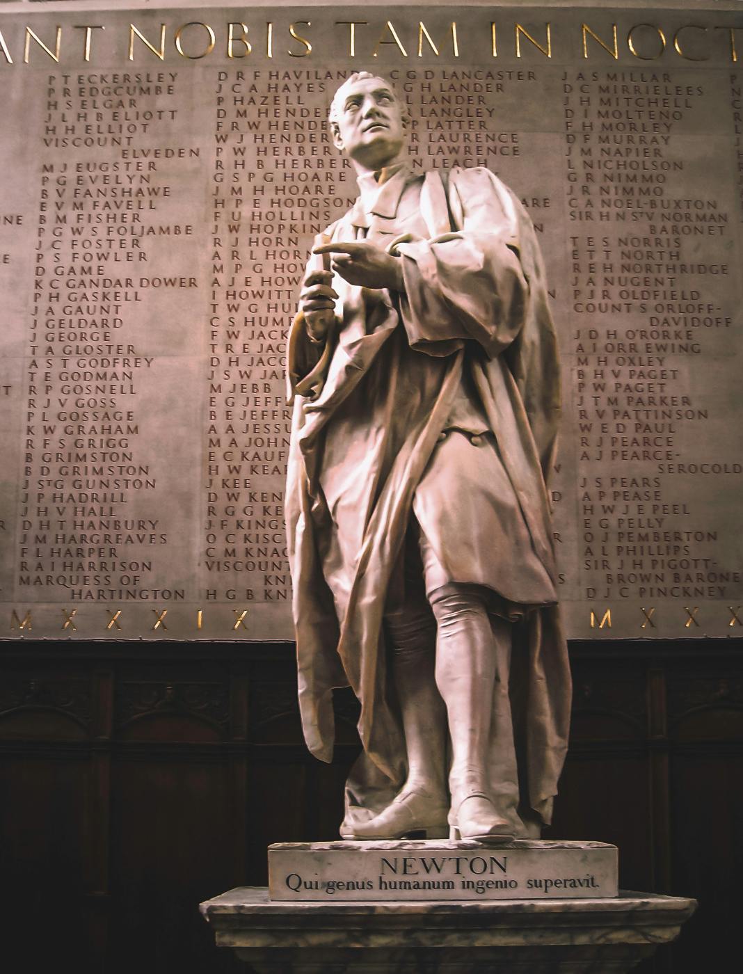 Statue of Newton