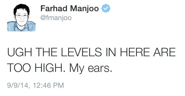 Farhad Manjoo tweeting about apple