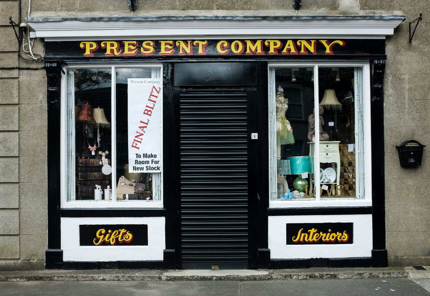 The front of a shop called Present Company