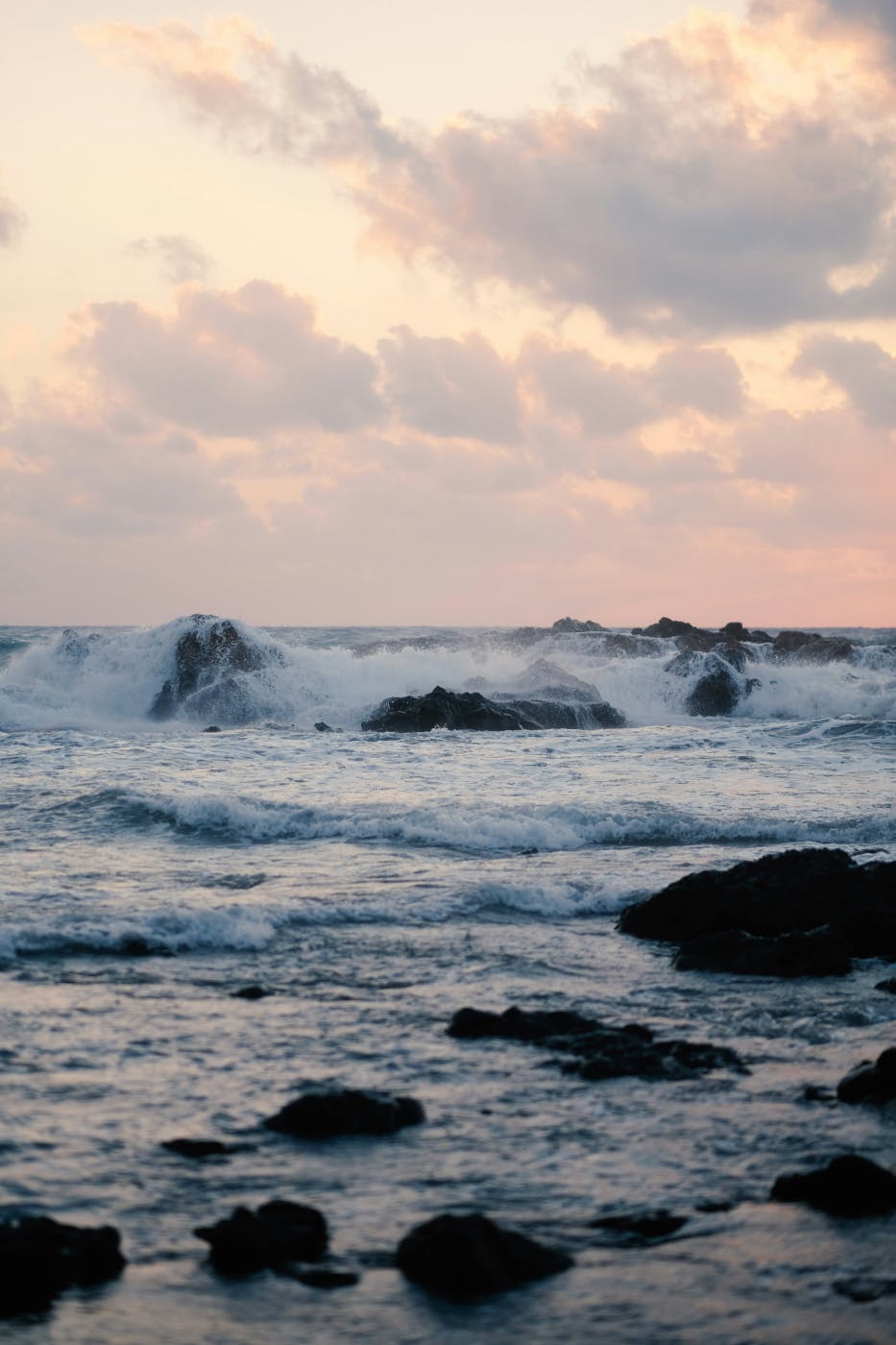 Ocean waves crashing on rocks