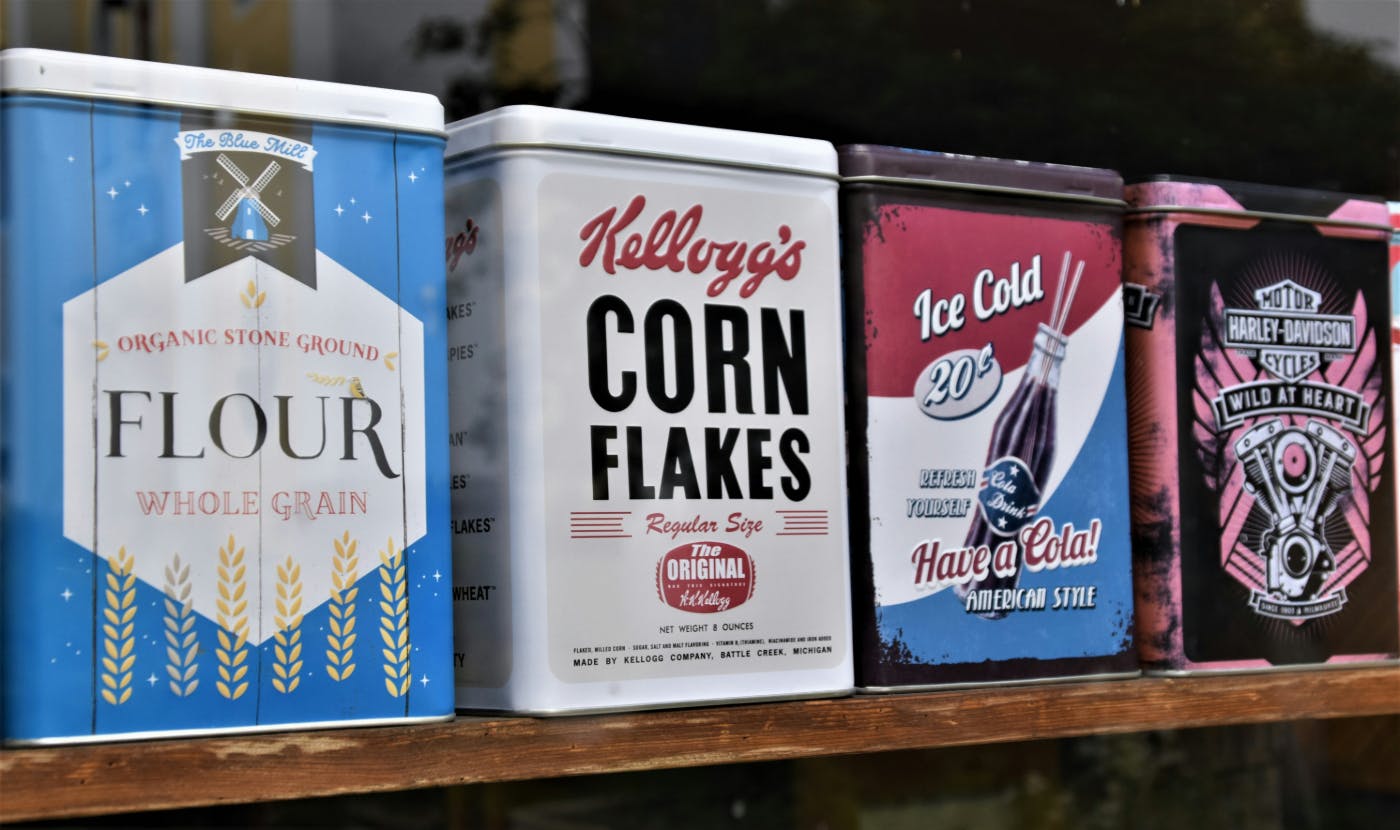 Old fashioned brand cracker boxes