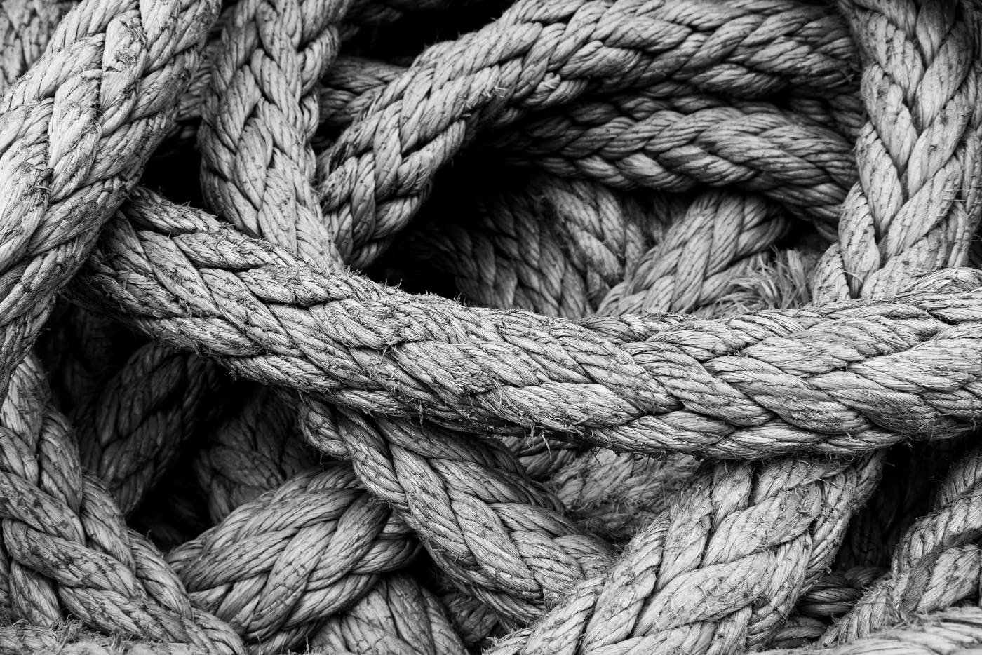 Gray scale image of a coiled rope