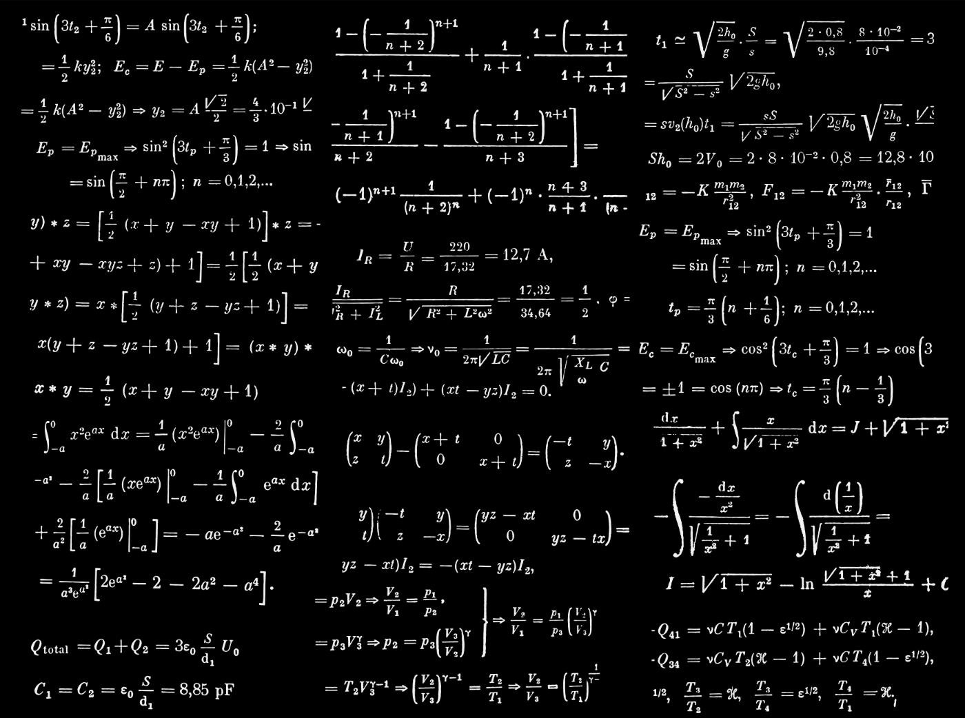 Complex math calculations on a blackboard
