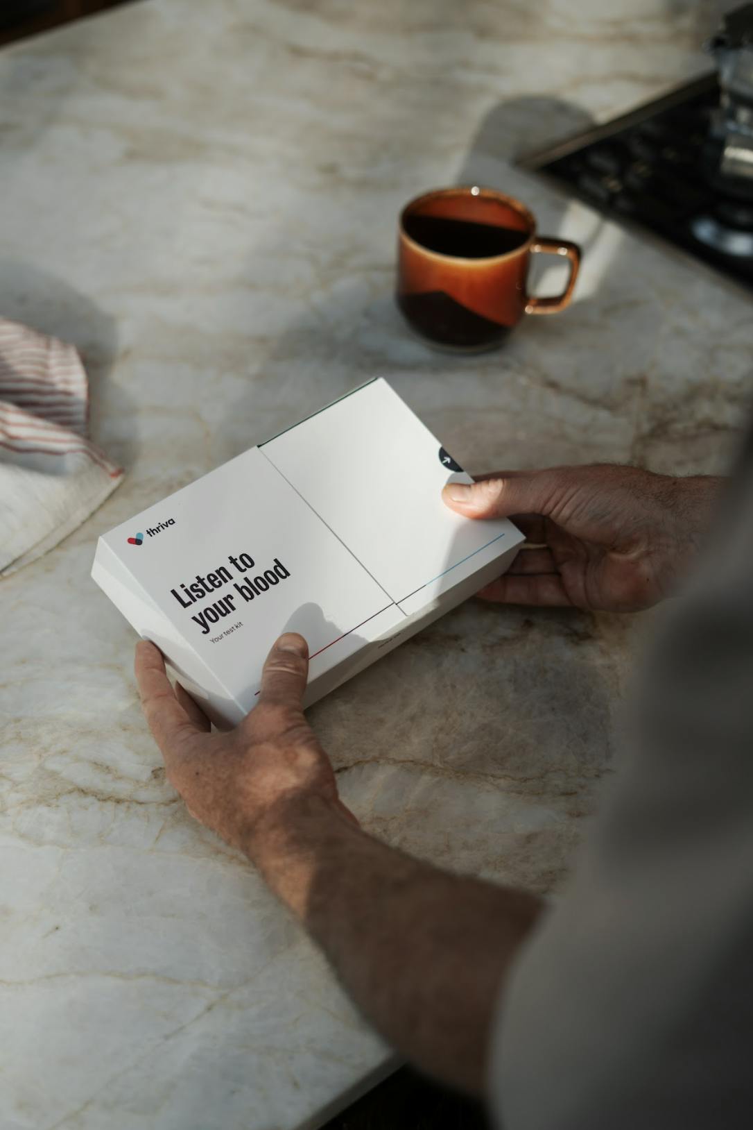 Sample collection kit