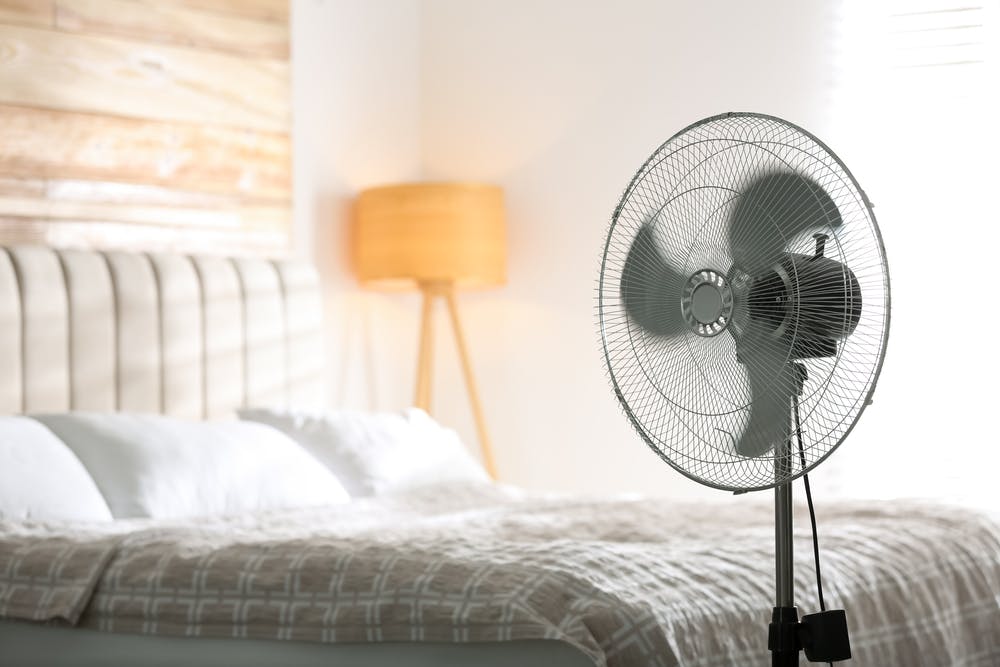 Fan in bedroom menopause hot flashes