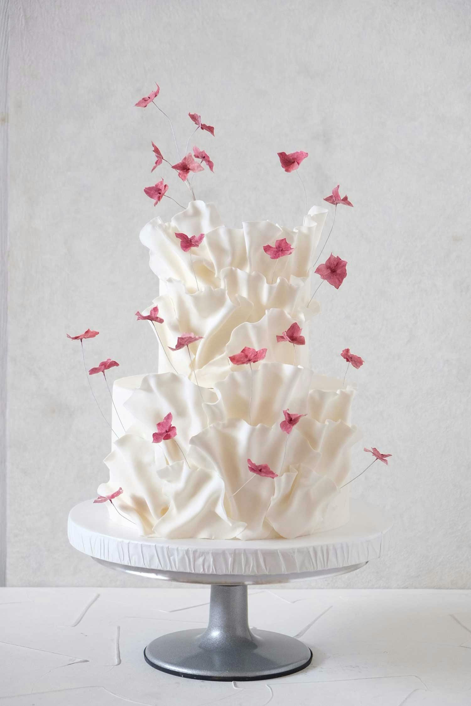 beautiful wedding cakes in bali